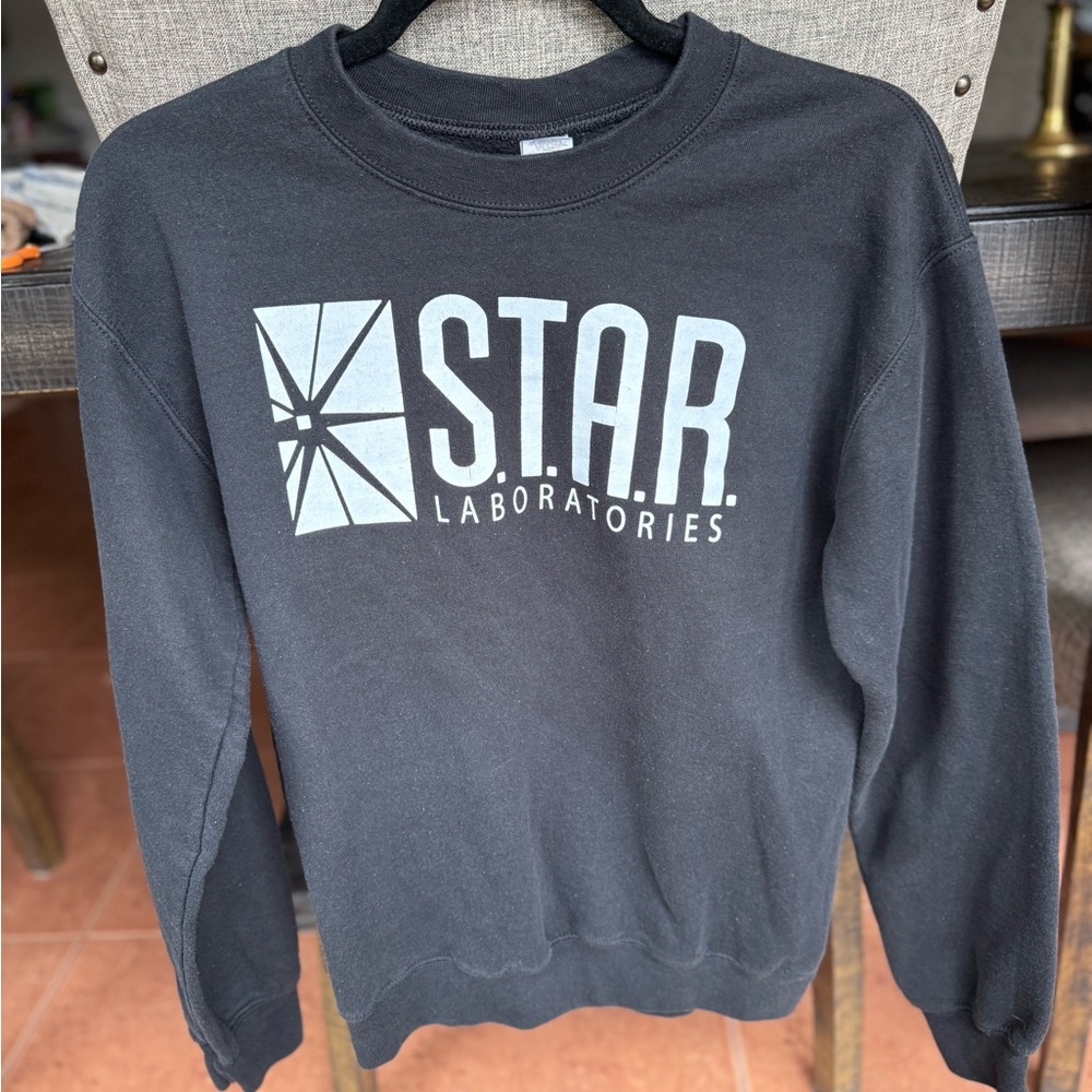 Unisex Star Laboratories Black Sweatshirt size small